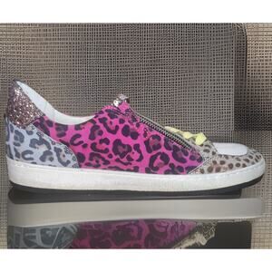 NEW Dolce Vita Zina Sneakers Animal Print Size 9.5 Yellow Lace Up